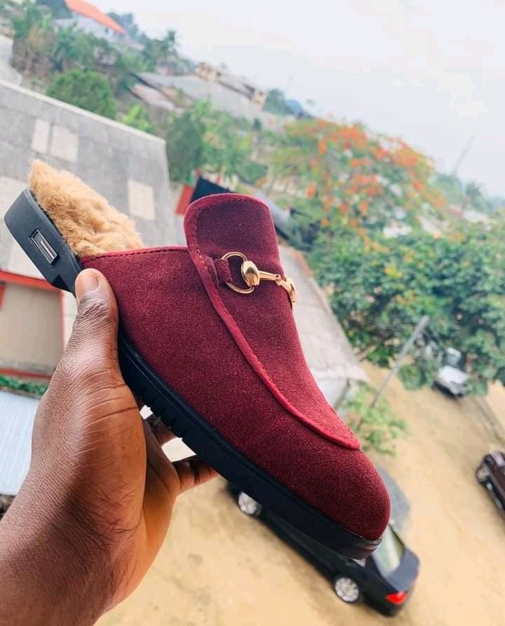 Red quality open shoe